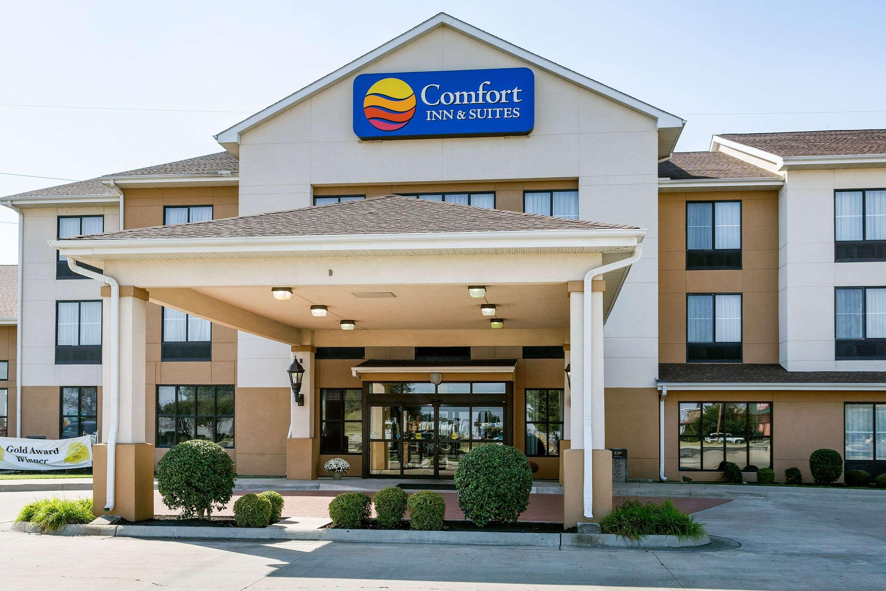 Comfort Inn&Suites Blytheville Extérieur photo
