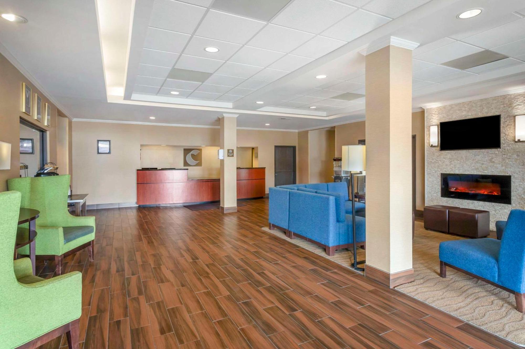 Comfort Inn&Suites Blytheville Extérieur photo