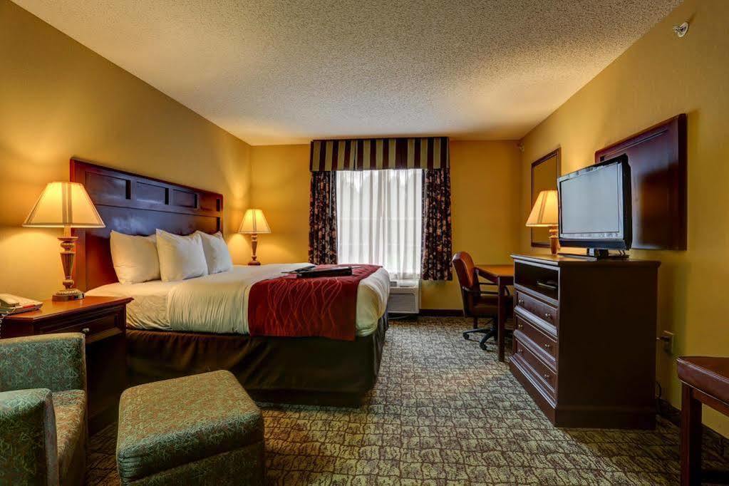 Comfort Inn&Suites Blytheville Extérieur photo